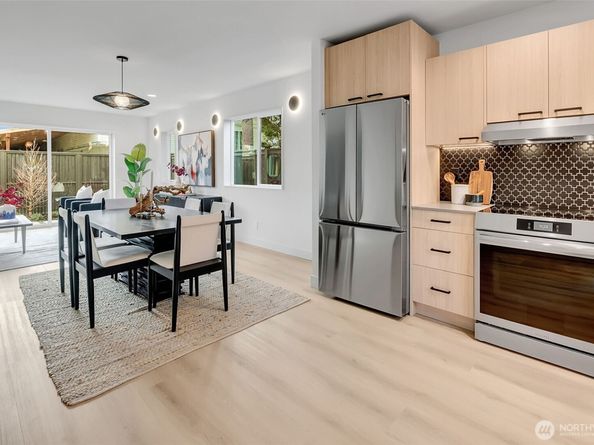 4407 S Holly Street, Seattle WA 98118