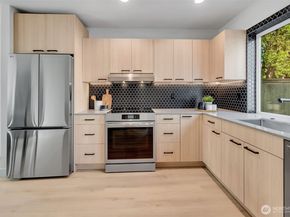 4407 S Holly Street, Seattle WA 98118