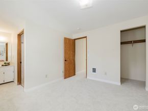 1505 W Casino Road 20, Everett WA 98204