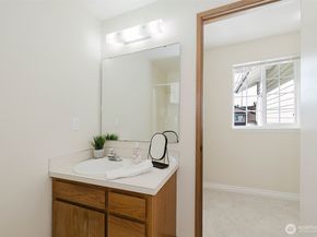 1505 W Casino Road 20, Everett WA 98204