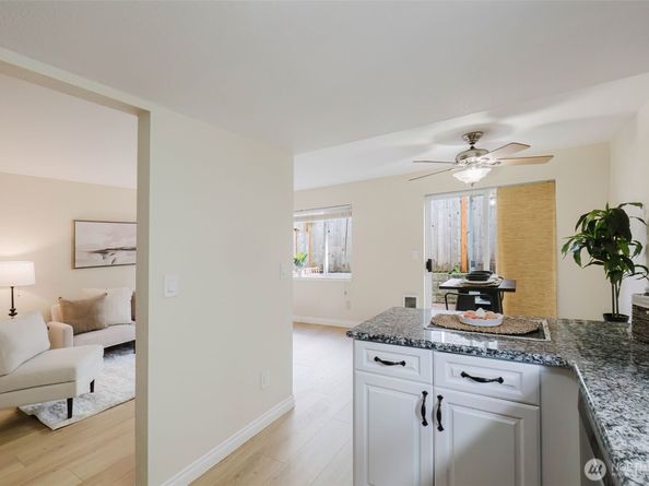 1505 W Casino Road 20, Everett WA 98204