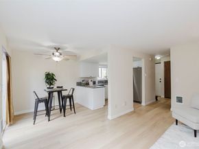 1505 W Casino Road 20, Everett WA 98204