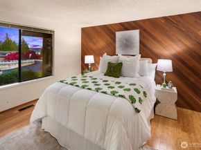 1083 Puget Drive E, Port Orchard WA 98366