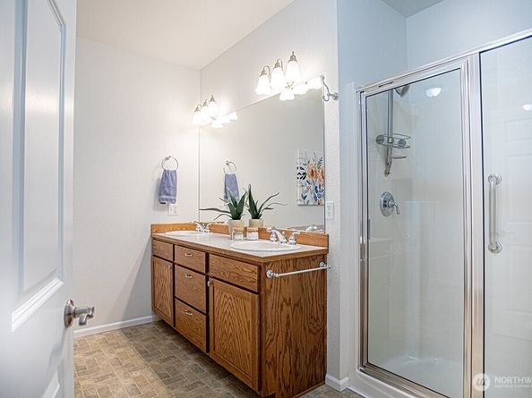 2213 NW Mountain View Road, Silverdale WA 98383