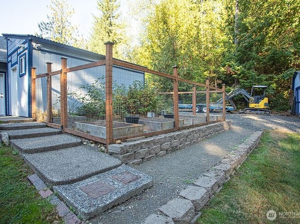 2213 NW Mountain View Road, Silverdale WA 98383