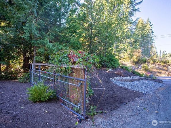 2213 NW Mountain View Road, Silverdale WA 98383