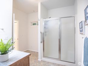 2213 NW Mountain View Road, Silverdale WA 98383