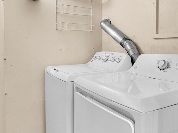 1512 10th Avenue W, Seattle WA 98119