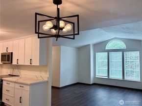 22290 Veteran Street NE, Poulsbo WA 98370