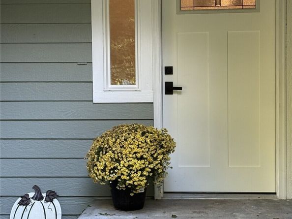 22290 Veteran Street NE, Poulsbo WA 98370