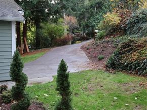 22290 Veteran Street NE, Poulsbo WA 98370