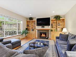 6006 NE 2nd Court, Renton WA 98059