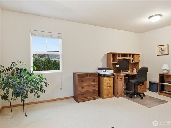 6006 NE 2nd Court, Renton WA 98059