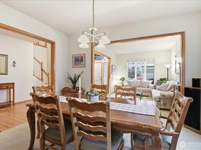 6006 NE 2nd Court, Renton WA 98059