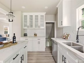 2813 15th Avenue S, Seattle WA 98144