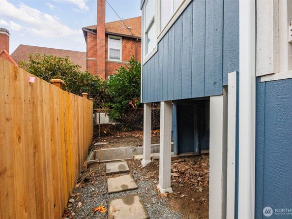 2813 15th Avenue S, Seattle WA 98144