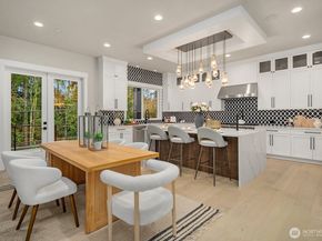 3204 116th Avenue NE, Bellevue WA 98004