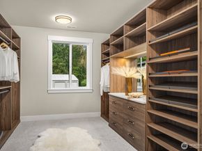 3204 116th Avenue NE, Bellevue WA 98004