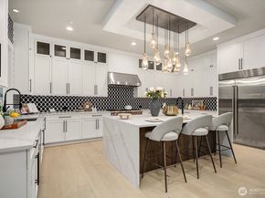 3204 116th Avenue NE, Bellevue WA 98004