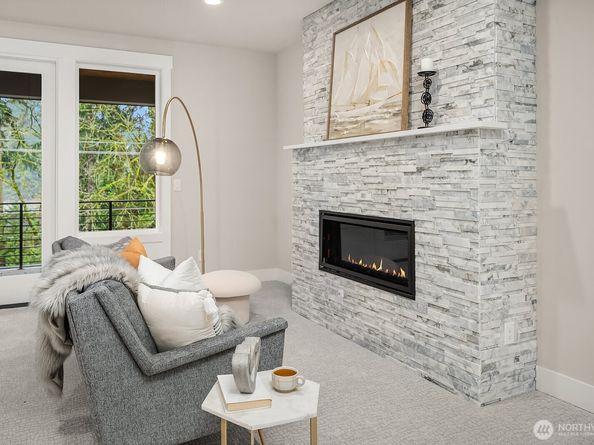 3204 116th Avenue NE, Bellevue WA 98004