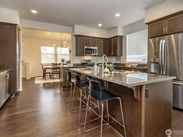 6830 31st Avenue SW, Seattle WA 98126