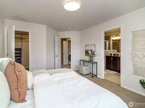 6830 31st Avenue SW, Seattle WA 98126