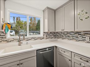 1329 149th Street SW, Lynnwood WA 98087