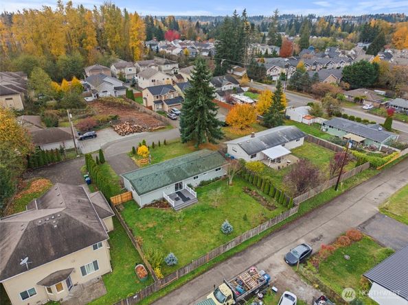 1329 149th Street SW, Lynnwood WA 98087