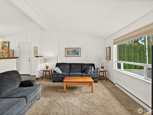 1329 149th Street SW, Lynnwood WA 98087