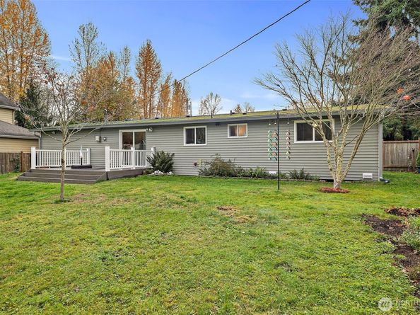 1329 149th Street SW, Lynnwood WA 98087