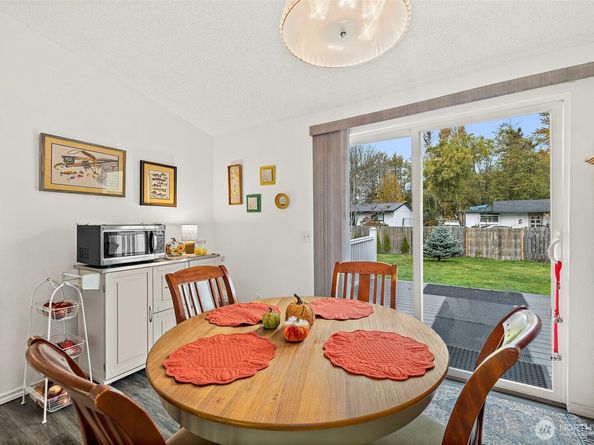 1329 149th Street SW, Lynnwood WA 98087