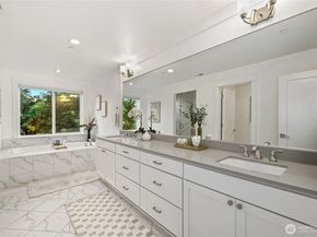 4728 165th Place NE, Redmond WA 98052