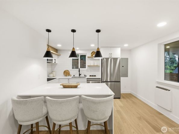 19531 55th Avenue NE, Lake Forest Park WA 98155