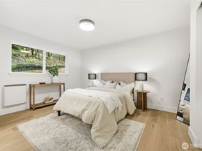 19531 55th Avenue NE, Lake Forest Park WA 98155