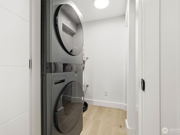 19531 55th Avenue NE, Lake Forest Park WA 98155