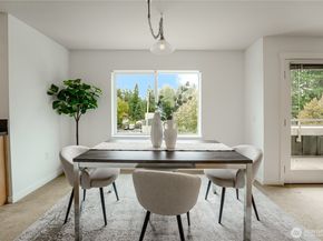 12534 15th Avenue NE 31, Seattle WA 98125