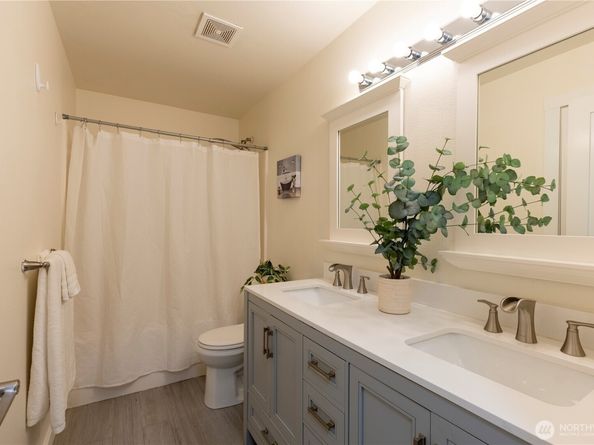 6020 50th Street NE, Marysville WA 98270