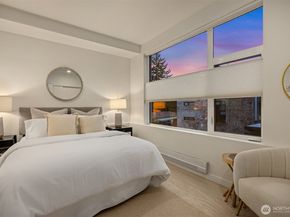 522 Madrona Way NE 4, Bainbridge Island WA 98110