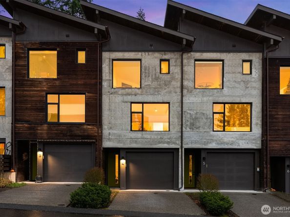 522 Madrona Way NE 4, Bainbridge Island WA 98110