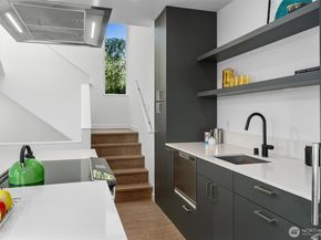 3642 A Interlake Avenue N, Seattle WA 98103