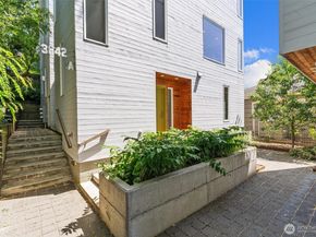 3642 A Interlake Avenue N, Seattle WA 98103