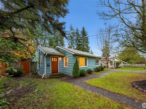 16040 26th Avenue NE, Shoreline WA 98155