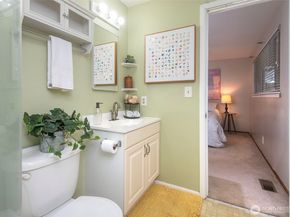 5514 NE 195th Street, Kenmore WA 98028