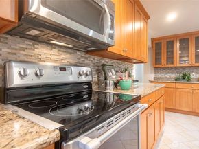 5514 NE 195th Street, Kenmore WA 98028