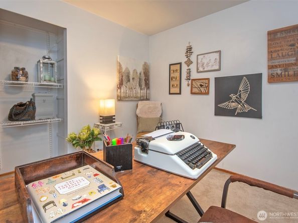 5514 NE 195th Street, Kenmore WA 98028