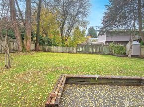 5514 NE 195th Street, Kenmore WA 98028