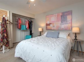 5514 NE 195th Street, Kenmore WA 98028