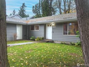 5514 NE 195th Street, Kenmore WA 98028