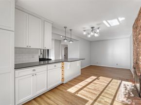 702 47th Street SE, Everett WA 98203