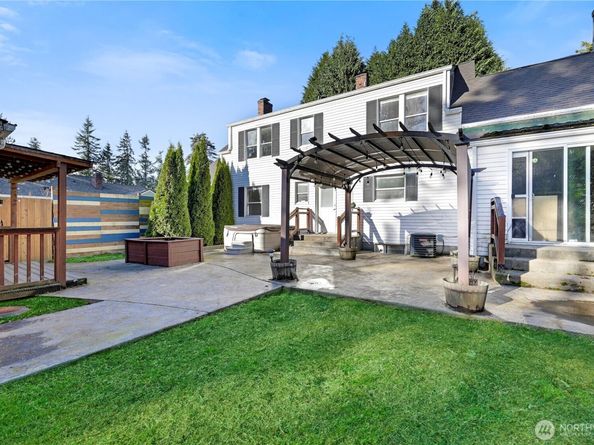 702 47th Street SE, Everett WA 98203